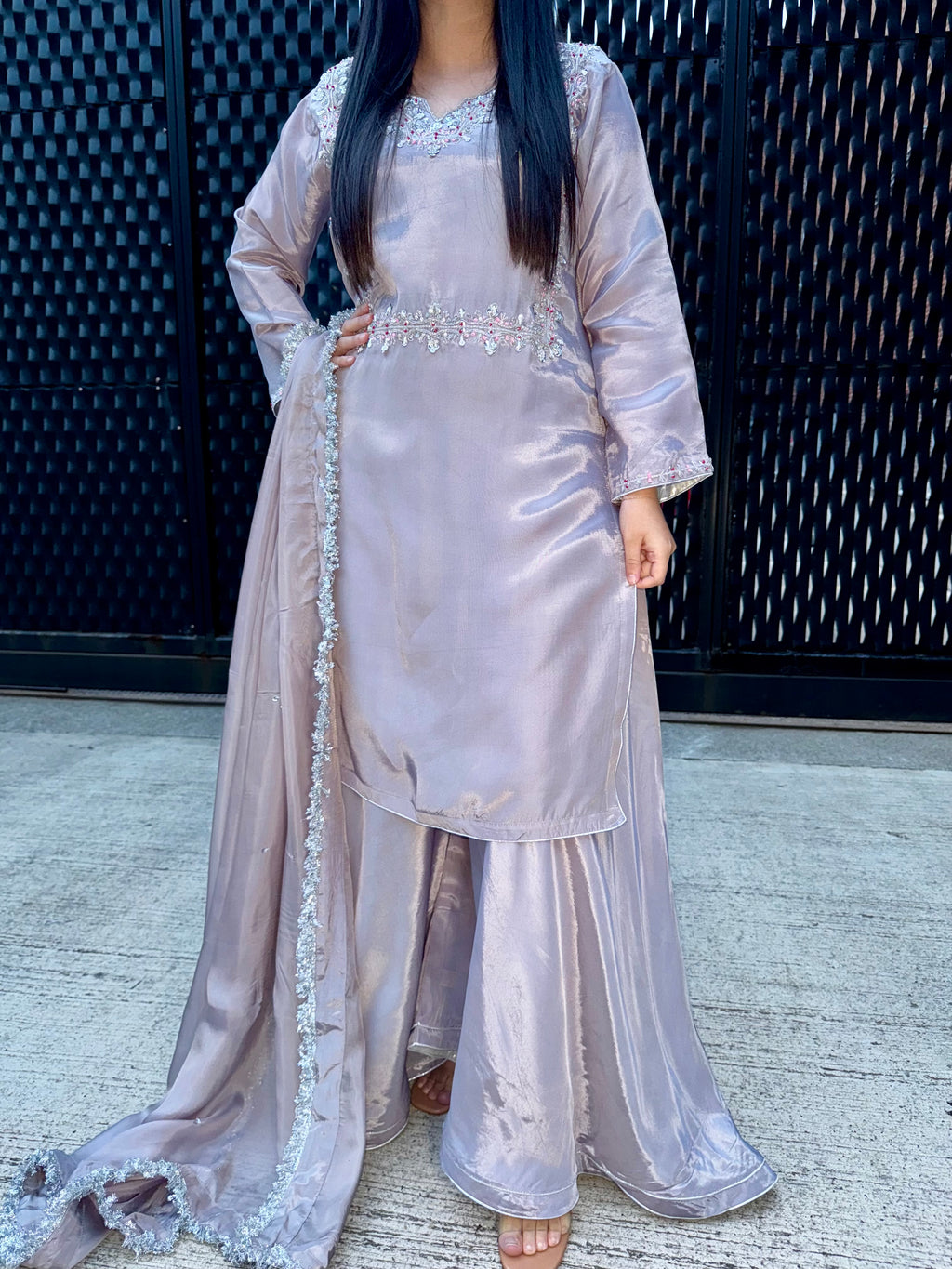JIA OUTFIT